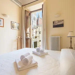 Charming 2bed Overlooking Duomo - Hosted By Sweetstay Apartamento Florencia