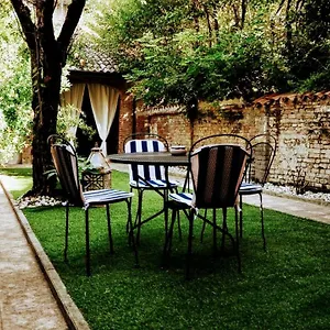 Casa vacanze Garden Vittoria Cremona